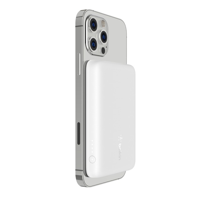 Belkin BoostCharge Magnetic Wireless Power Bank MagSafe compatible for latest iPhone 14